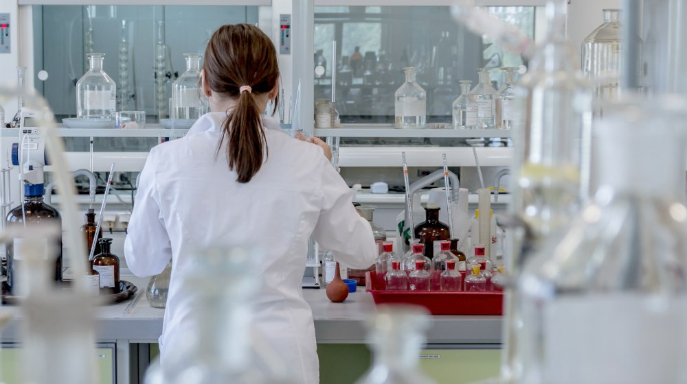 scientist doing laboratory experiment | The Super Healing Powers of BPC-157 And Why You Need It | BPC-157 | broken bones cuts and burns