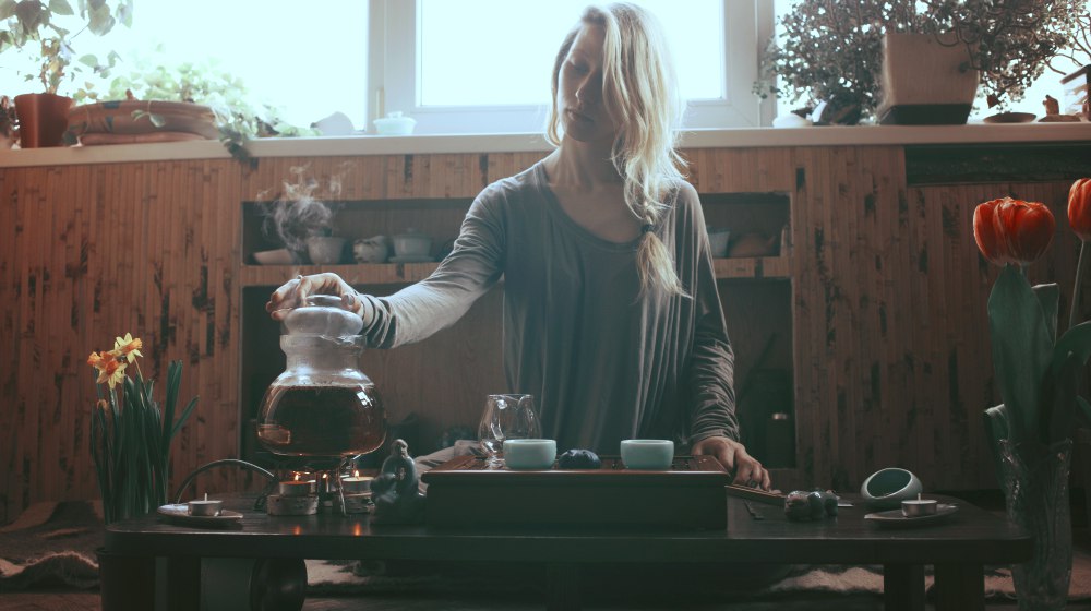 12 Natural Hyperthyroidism Treatments You Can Do At Home Liv Health Blog