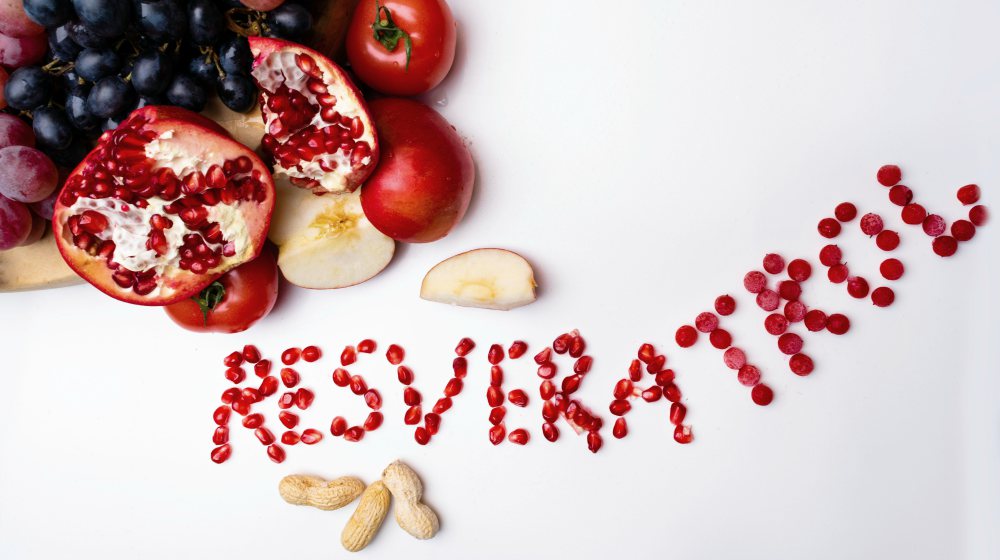 Rich with resveratrol food, raw food ingredients | New Research Shows Resveratrol May Help Reverse Aging and Cancer | Resveratrol supplements